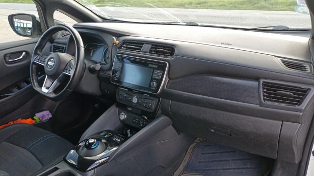 Nissan Leaf image 5