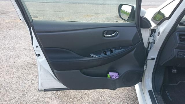 Nissan Leaf image 9