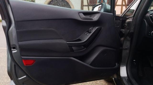 Ford Fiesta image 4