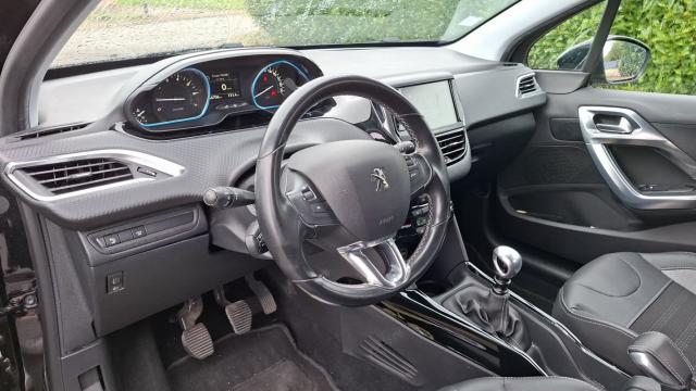 Peugeot 2008 image 6