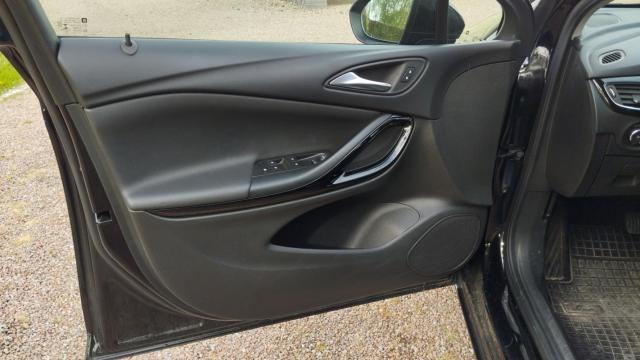 Opel Astra image 7