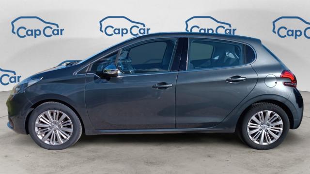 Peugeot 208 image 6
