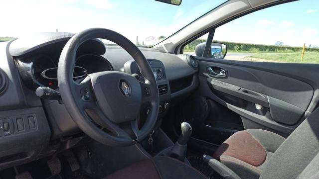Renault Clio image 8
