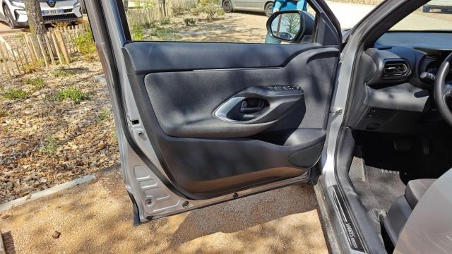 Toyota Yaris Cross image 9