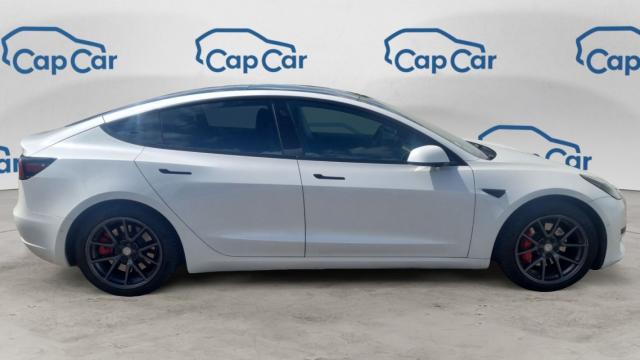 Tesla Model 3 image 2