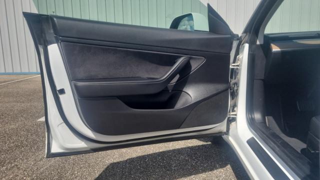 Tesla Model 3 image 7