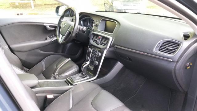 Volvo V40 image 9