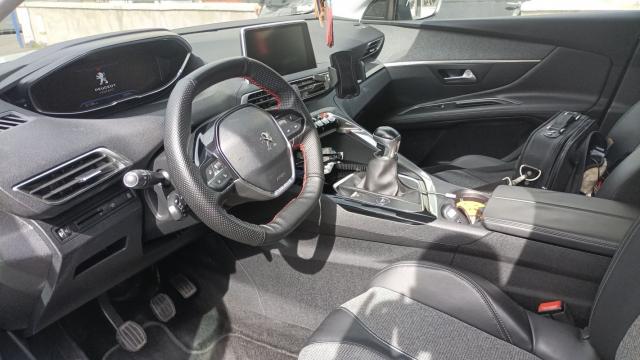 Peugeot 3008 image 1