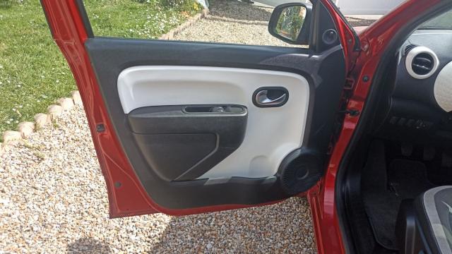 Renault Twingo image 2