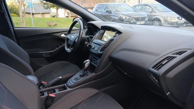 Ford Focus image 2