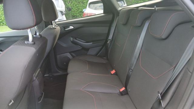 Ford Focus image 3