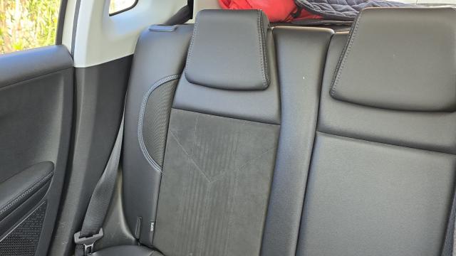 Peugeot 2008 image 8