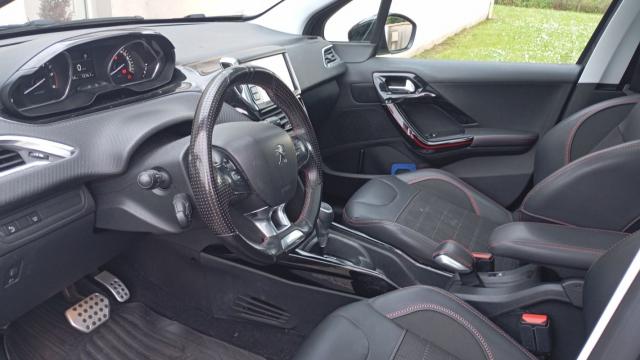 Peugeot 2008 image 4