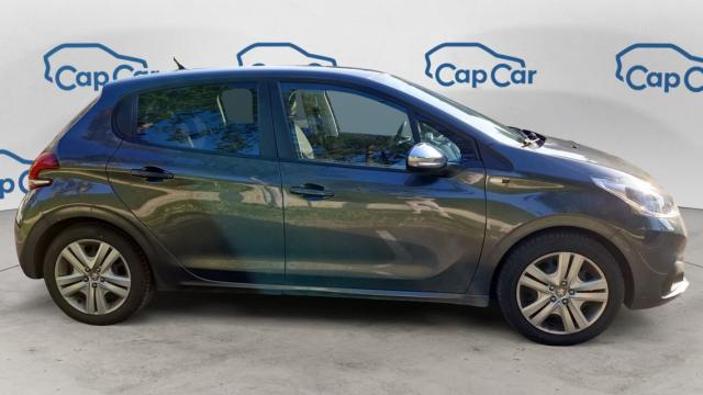 Peugeot 208 image 9