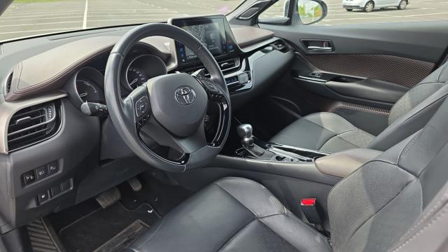 Toyota C-Hr image 8