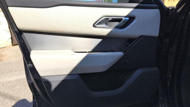 Land Rover Range Rover Velar image 1