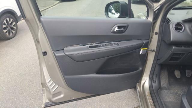 Peugeot 3008 image 1