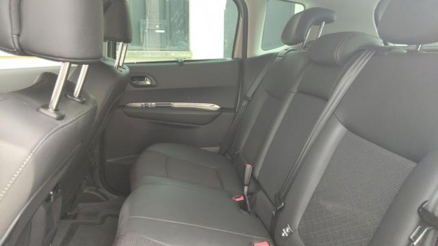 Peugeot 3008 image 8
