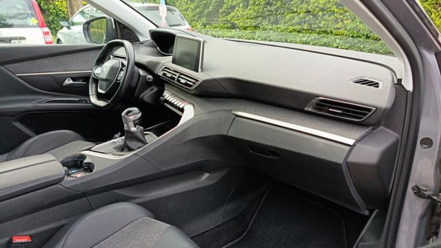 Peugeot 5008 image 5