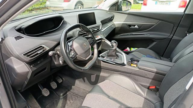 Peugeot 5008 image 7