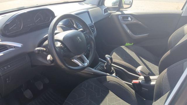 Peugeot 2008 image 5