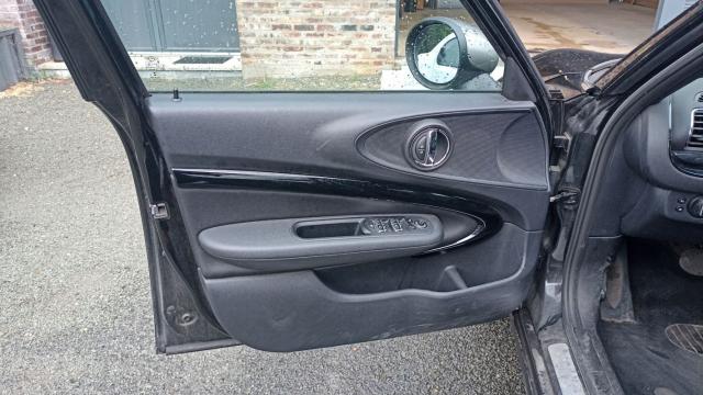 Mini Clubman image 4
