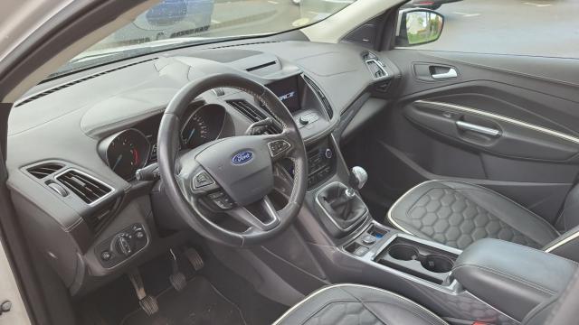 Ford Kuga image 2