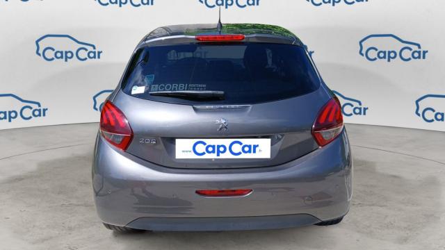 Peugeot 208 image 1