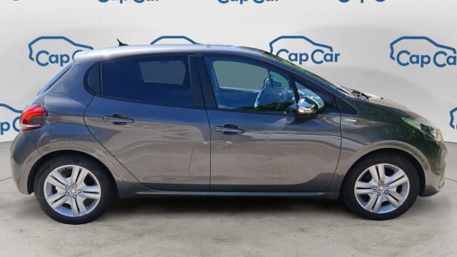 Peugeot 208 image 2