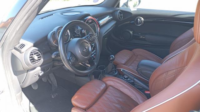 Mini Cabrio image 7