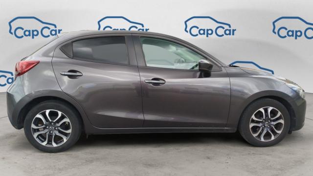 Mazda 2 image 2