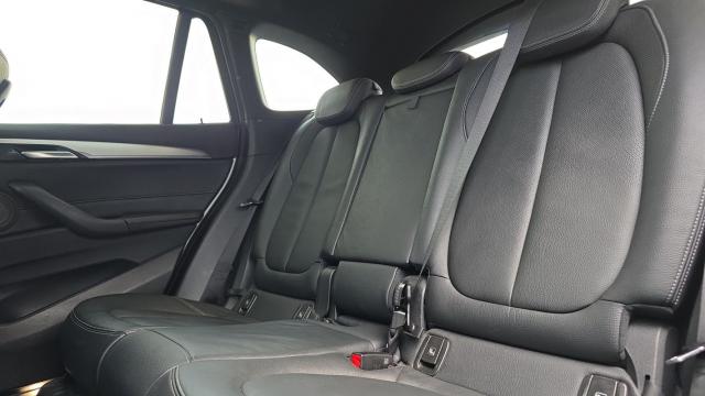 Bmw X1 image 1