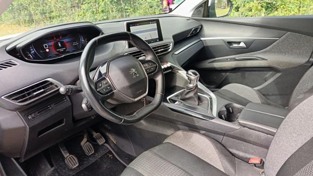 Peugeot 3008 image 6