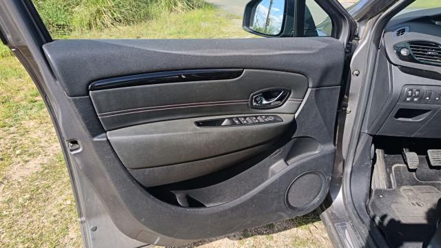 Renault Scénic image 2