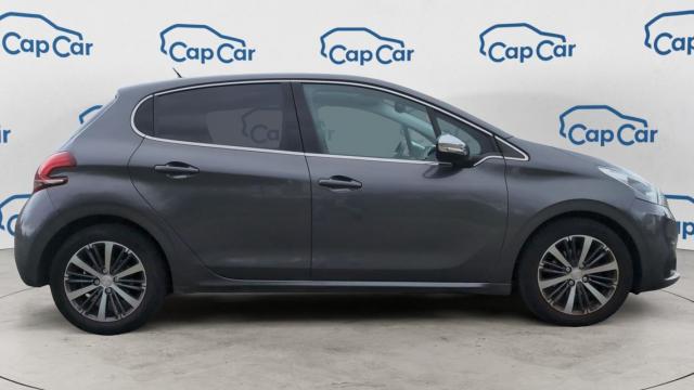 Peugeot 208 image 3