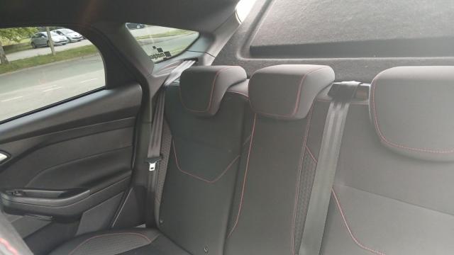 Ford Focus image 8