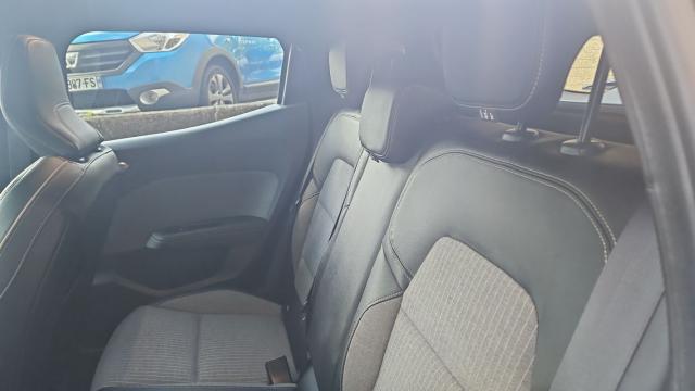 Renault Clio image 8
