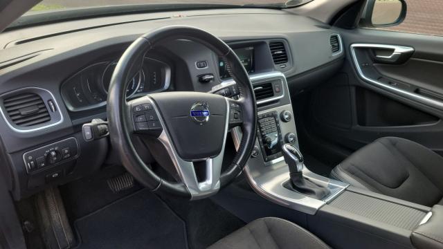 Volvo V60 image 1