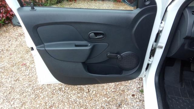 Dacia Sandero image 7