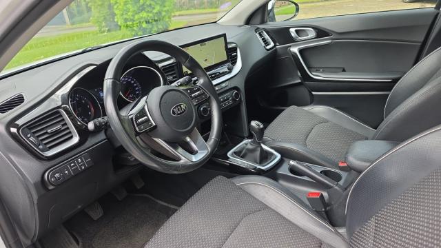 Kia Ceed image 5