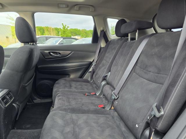 Nissan X-Trail image 9