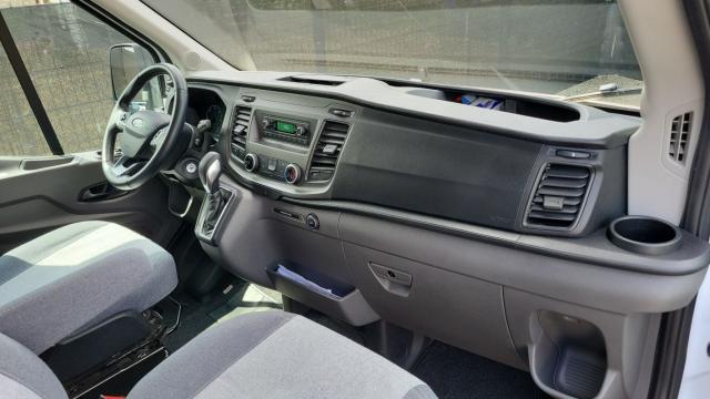 Ford Transit image 5