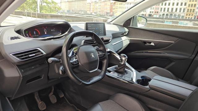 Peugeot 5008 image 8
