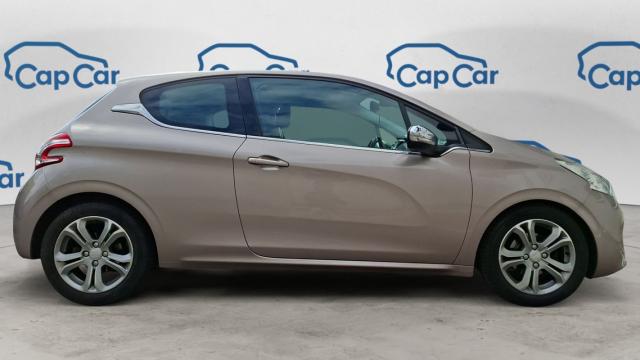 Peugeot 208 image 8