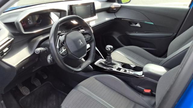 Peugeot 208 image 3