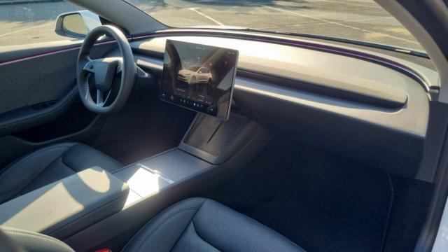 Tesla Model 3 image 9