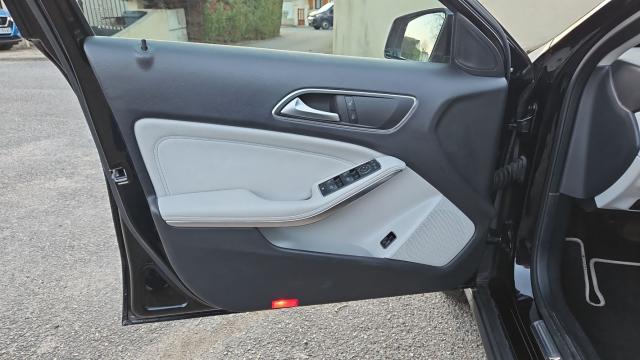 Mercedes Benz Classe Gla image 5