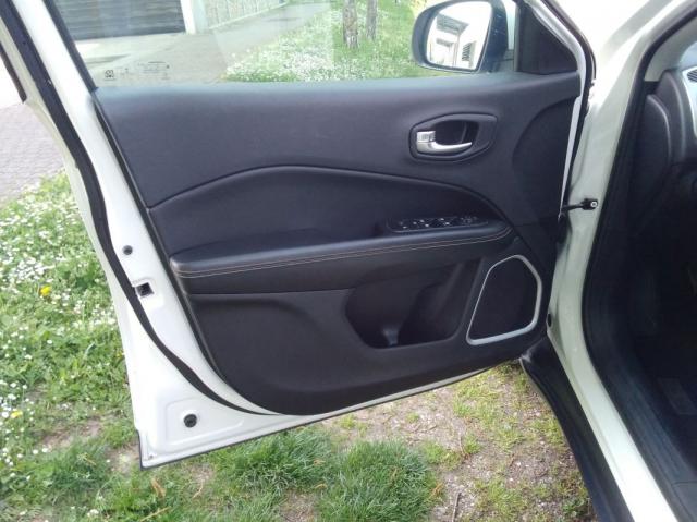 Jeep Compass image 7
