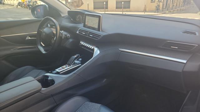 Peugeot 3008 image 6