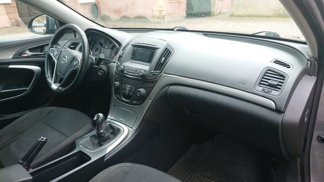 Opel Insignia image 1